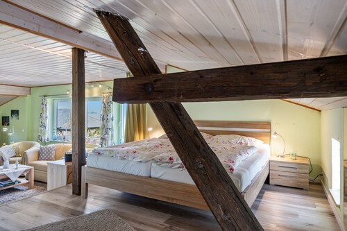Apartment 'Fluss Aufwärts' with Private Terrace and Wi-Fi