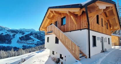 Apartment '2' with Mountain View, Shared Garden and Wi-Fi