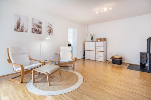 Ferienwohnung 'Storchenblick' mit Balkon und Wi-Fi