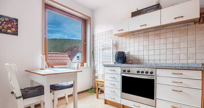 Ferienwohnung 'Storchenblick' mit Balkon und Wi-Fi