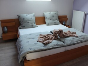 1 غرفة نوم وواي فاي مجانًا وملاءات أسرّة