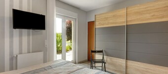 Apartment 'Sonnenblick' with Mountain View, Shared Terrace and Wi-Fi