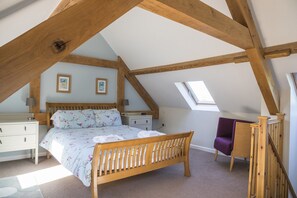 1 chambre, fer et planche à repasser, accès Internet