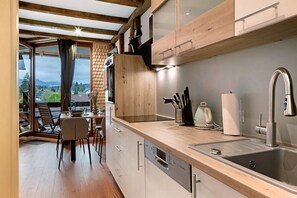 Geladeira, fogão, cooktop, lava-louças