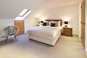 5 عدّة غرف نوم ومكواة/لوح كي وواي فاي مجانًا