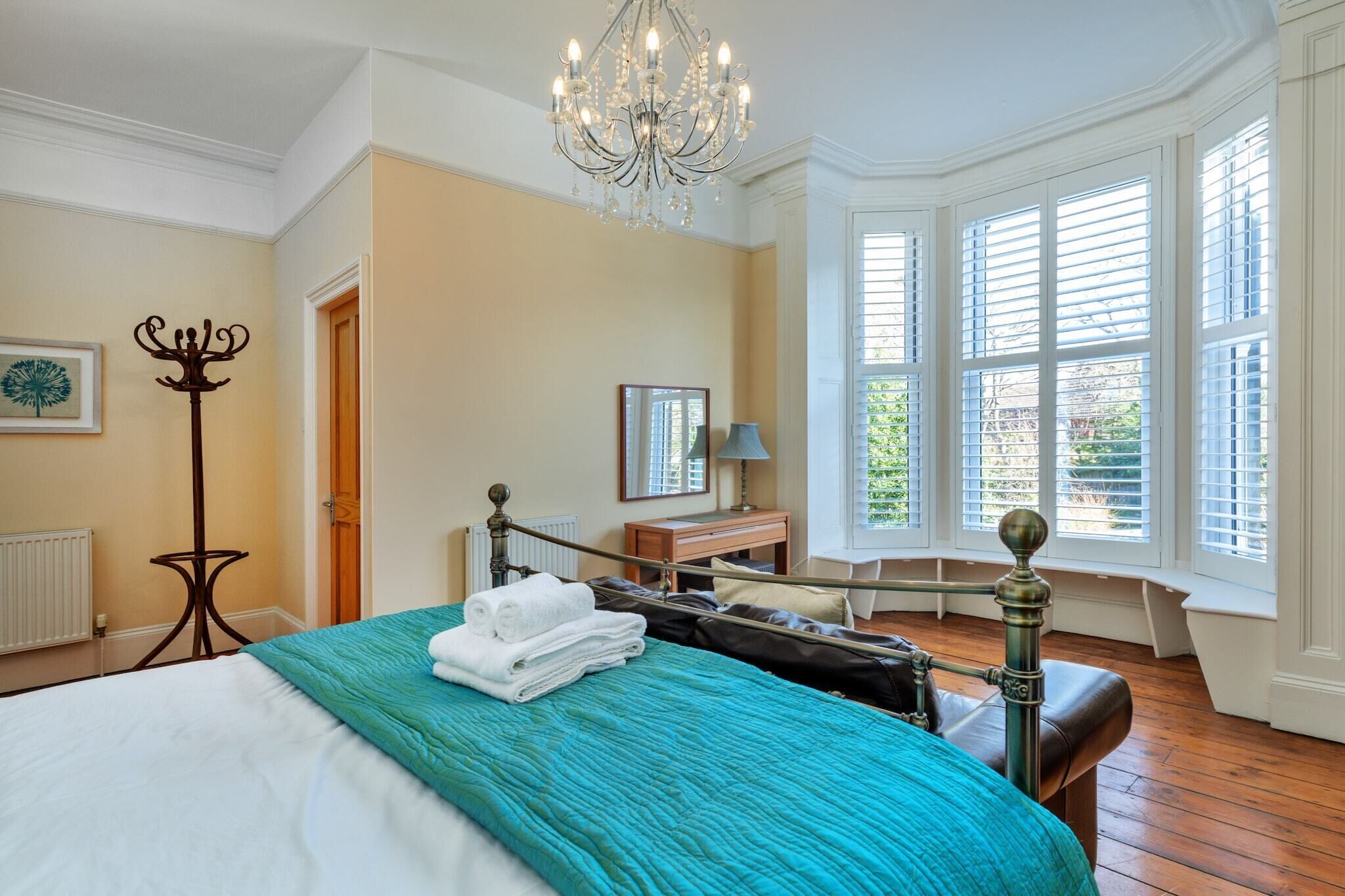 5 bedrooms, free WiFi