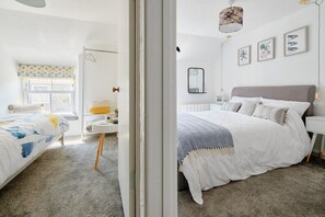 2 chambres, fer et planche à repasser, accès Internet