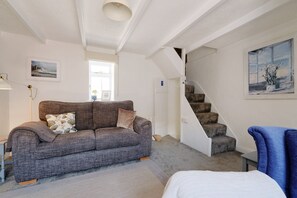 Smart TV, fireplace - Cottage in Porthleven near Sandy Beach (Porthleven)
