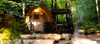 Woodland Pod near Highclere Castle