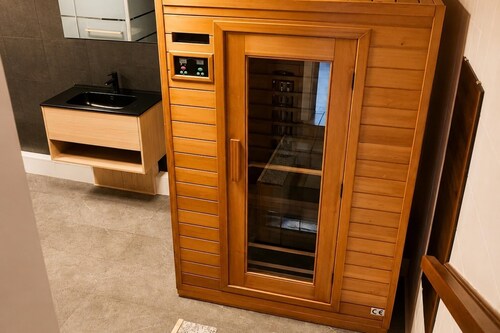 Ardennes Escape – House for 12 people with sauna, billiards & garden
