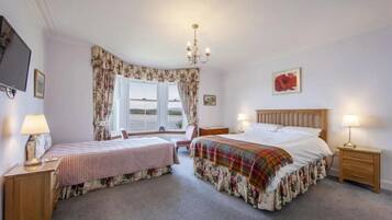 Iron/ironing board, free WiFi