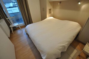 3 bedrooms, WiFi