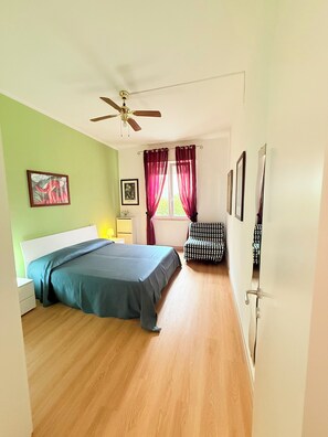 1 chambre, coffres-forts dans les chambres, Wi-Fi, draps fournis