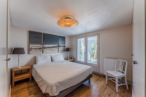 5 chambres, fer et planche à repasser, Wi-Fi, draps fournis