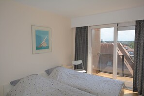 5 Schlafzimmer, Bügeleisen/Bügelbrett, kostenloses WLAN