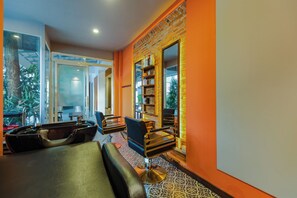 Hair salon