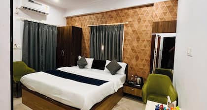 Hotel Vinayak Grand Varanasi