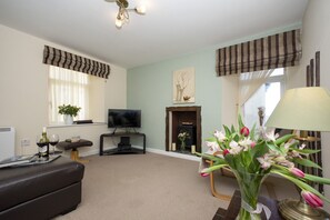 Una Smart TV, un reproductor de DVD