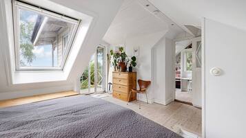 3 chambres, fer et planche Ă repasser, Wi-Fi gratuit, draps fournis