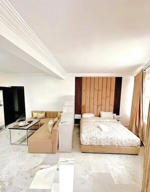 1 bedroom, WiFi, bed sheets