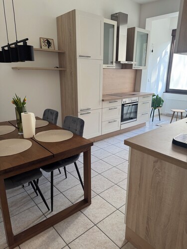 Helle Ferienwohnung in Toplage zwischen Mainz & Wiesbaden