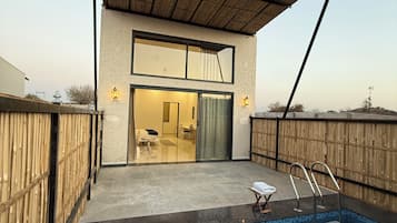 Luxury Double Room, Balcony, Hill View | Desk, laptop workspace, free WiFi