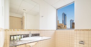 Apartment | Bathroom