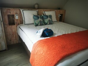 4 dormitoris, escriptori, un bressol de viatge i wifi 