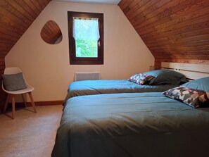 2 chambres, fer et planche Ă repasser, lit parapluie, Wi-Fi gratuit