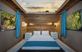 Design Tent, Valley View | Blackout drapes, soundproofing, free WiFi