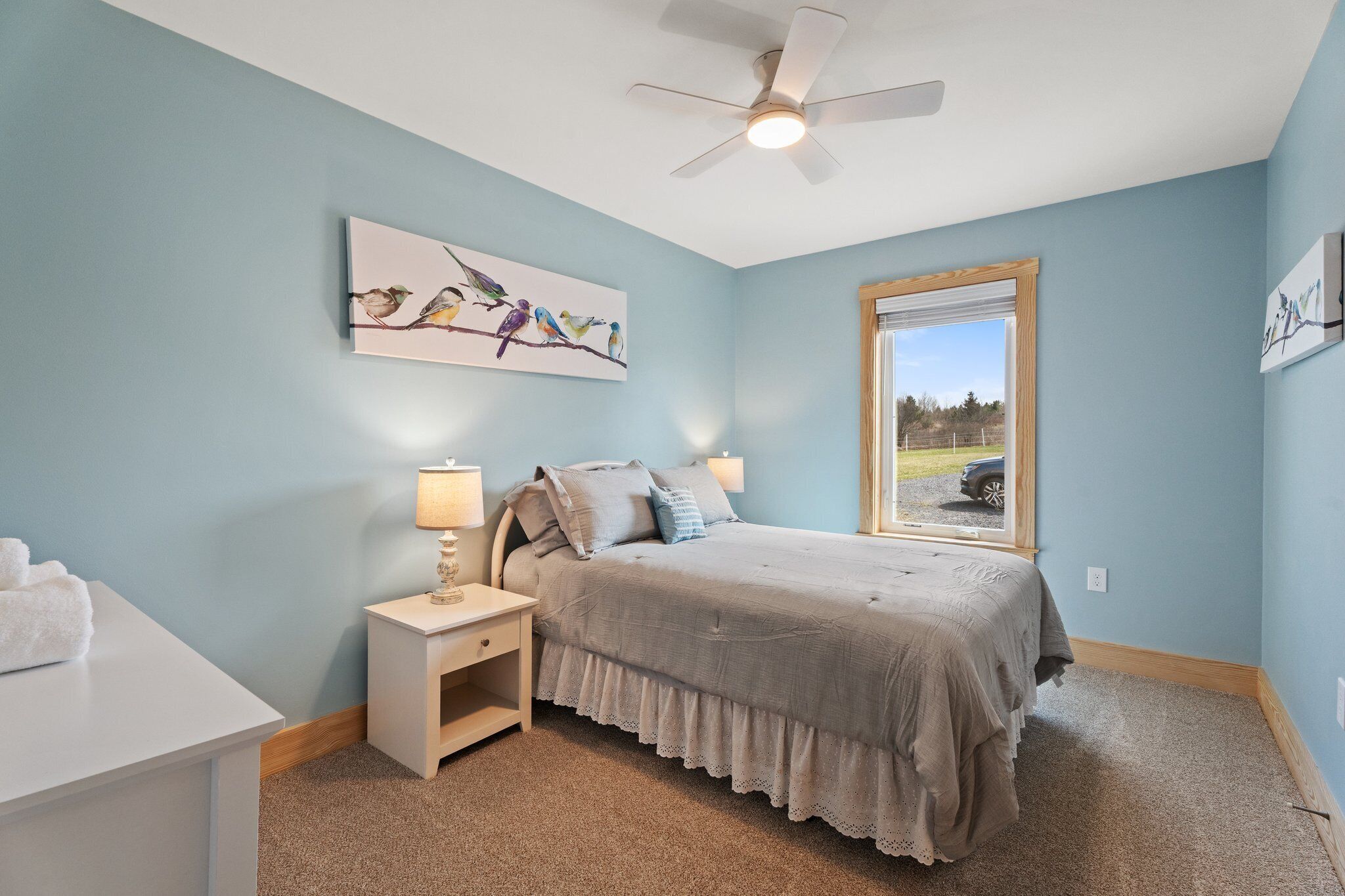 3 bedrooms, desk, iron/ironing board, WiFi (free)