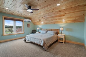 3 多间卧室、办公桌、熨斗/熨衣板、免费 WiFi