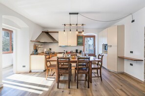 Standard Apartment, Multiple Bedrooms (Residenza I 3 Mori A) | Dining
