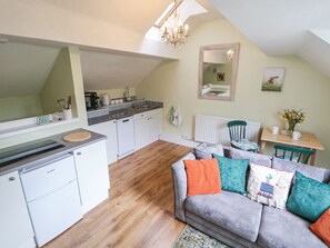 Living area - Cuddfan at Swallow Cottage (Mold)