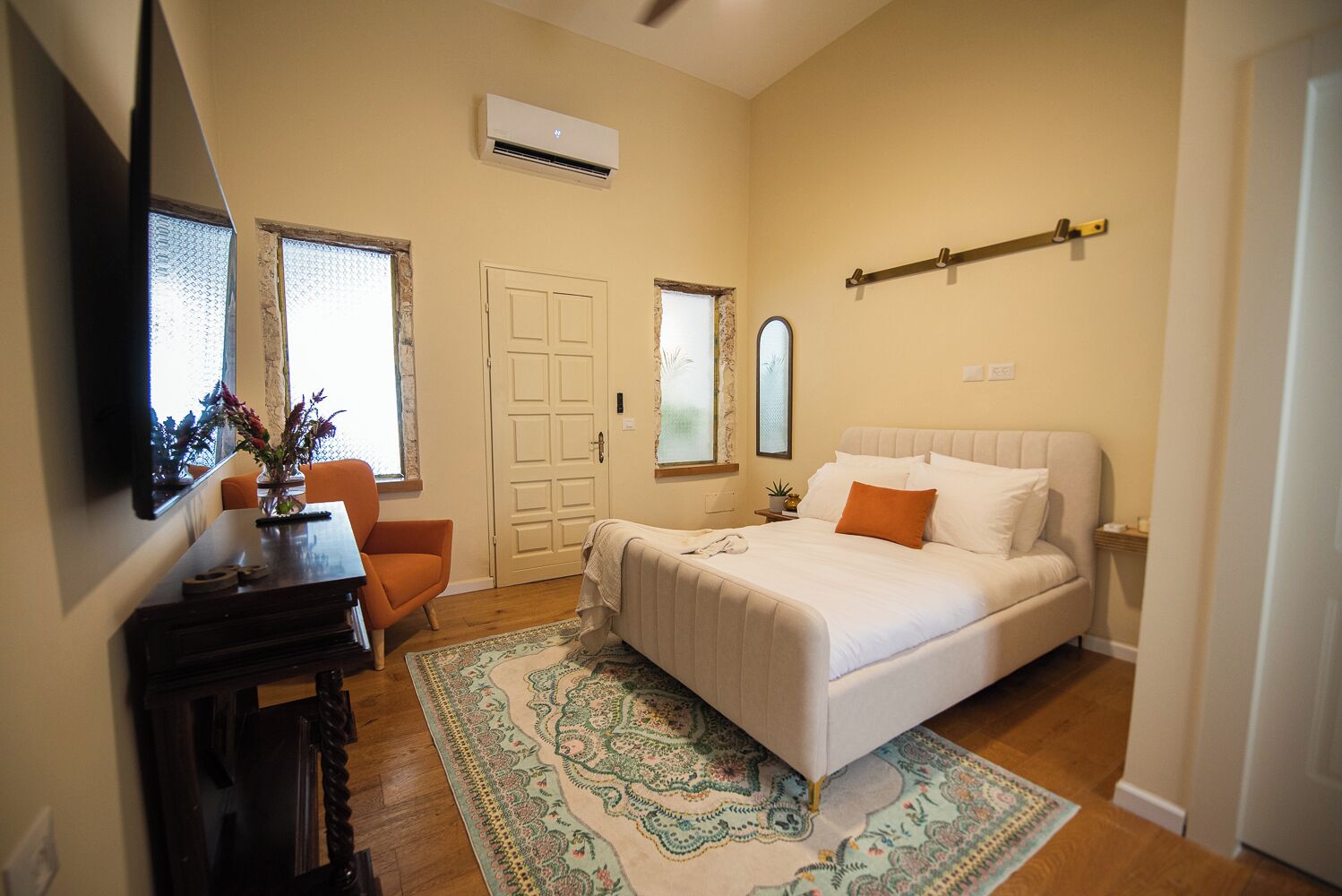 Apartment, eigener Pool | Individuell dekoriert, individuell eingerichtet, Bügeleisen/Bügelbrett