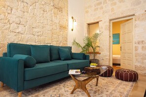 Smart TV 65 pulgadas con canales de televisión por cable