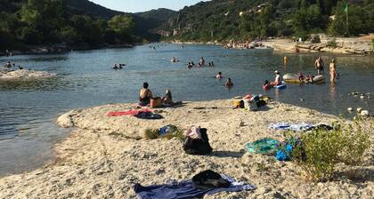 Provencal cottage Bella Peyrolas, private swimming pool not overlooked, enclosed garden