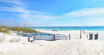 Laguna Cove Pcb Beach Home 1 Block to the Beach, 1 Block to Mcguires! 5 Bedroom