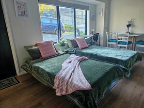 1 bedroom, iron/ironing board, free WiFi, bed sheets - Relax and enjoy the North Shore in this cozy and stylish unit. (Auckland)