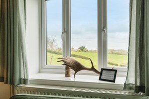 Interior - Betty's Barn -  sleeps 5 guests  in 3 bedrooms (Evershot)