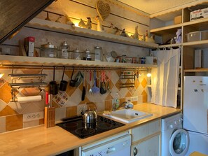 Fridge, microwave - Pra-Loup 1500 - Duplex 53m² for 6 guests, balconies (Pra-Loup)