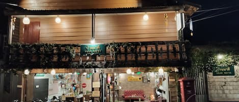 Fachada de la propiedad