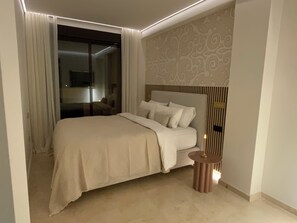 2 bedrooms, iron/ironing board, free WiFi, bed sheets - Exclusive suite with fantastic panoramic sea view (Mijas)