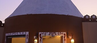 Bikaner Desert Camp & Resort