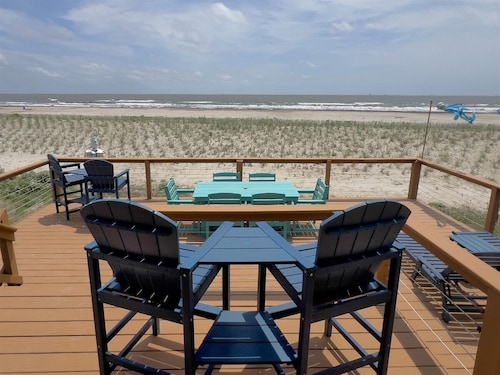 Fin and Bridge - New Beachfront - Island Realty