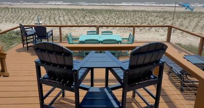 Fin and Bridge - New Beachfront - Island Realty