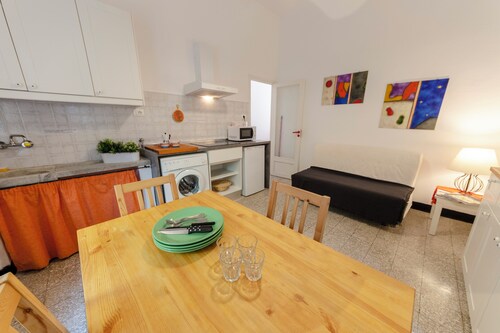 Monterosso Apartments