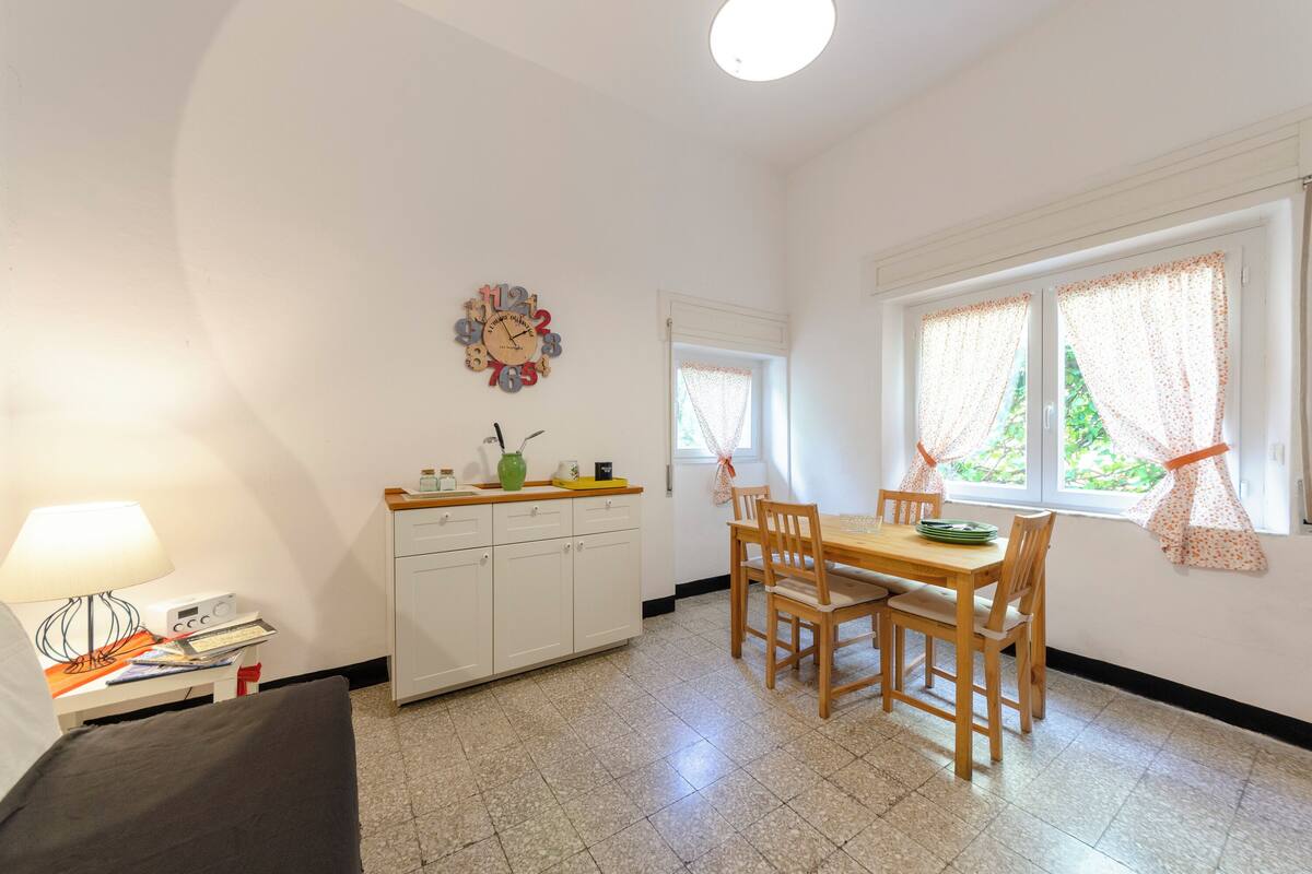 Standard Apartment, 1 Bedroom, Microwave (Graceful House in Monterosso 1min) | Living area