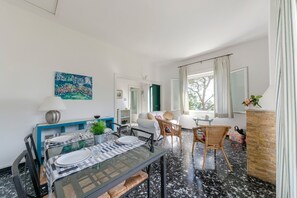Departamento estándar, varias habitaciones (Lovely Flat in Monterosso) | Restaurantes