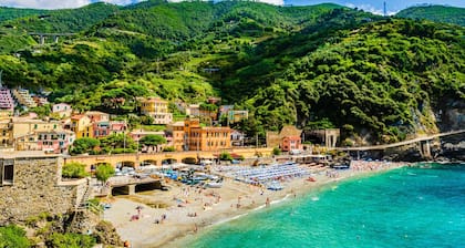 Monterosso Apartments